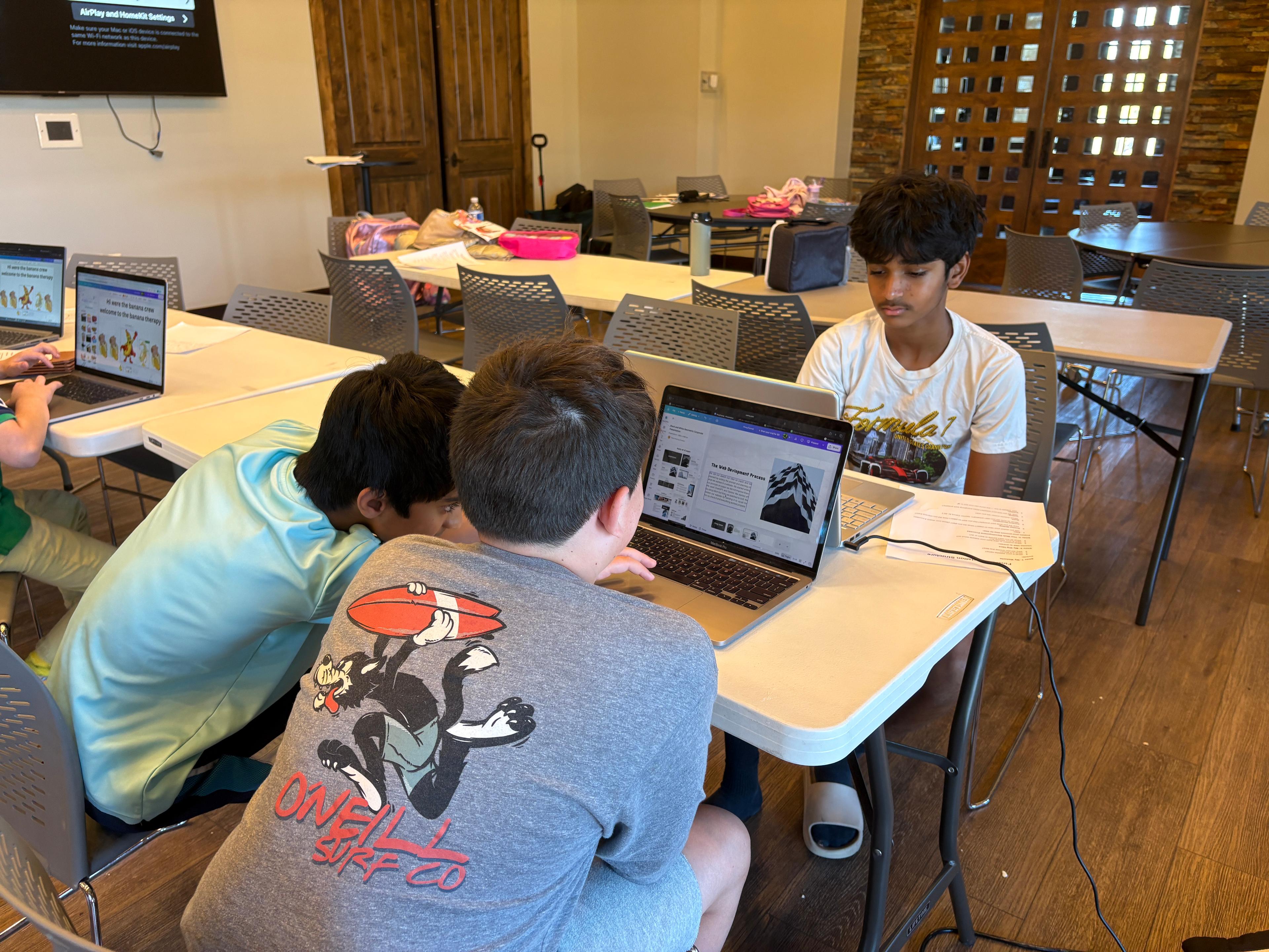 Kreators Lab gallery 7